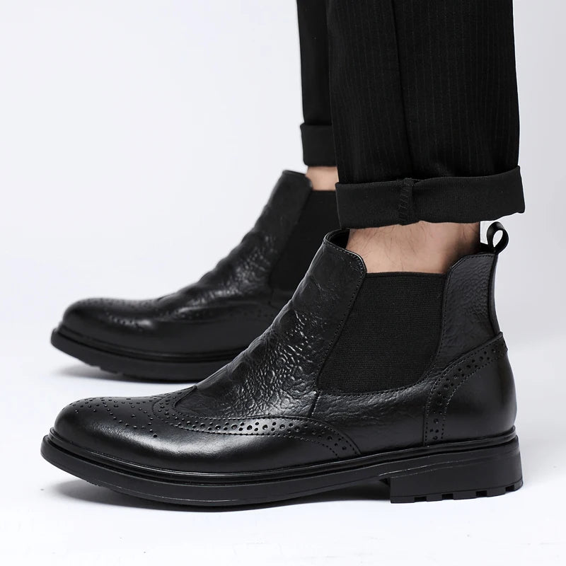 Bottes de style britannique en cuir véritable pour hommes, bottes de rinçage élégantes, mode, chaussures de marche hautes, nouveau design, bottes de moto